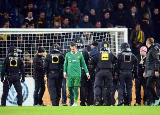 جانب من الأمن الألماني في إحدى المباريات 