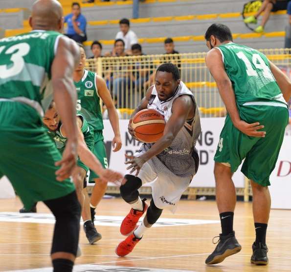 جانب من مباراة السد القطري مع الشباب الإماراتي