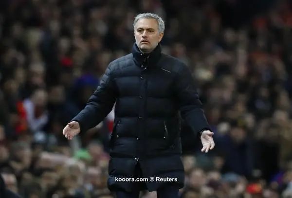 ?i=reuters%2f2017-01-10%2f2017-01-10t203715z_127082235_mt1aci14723610_rtrmadp_3_soccer-england-mun-hul_reuters