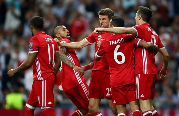 بايرن ميونيخ يواصل هيمنته بألمانيا