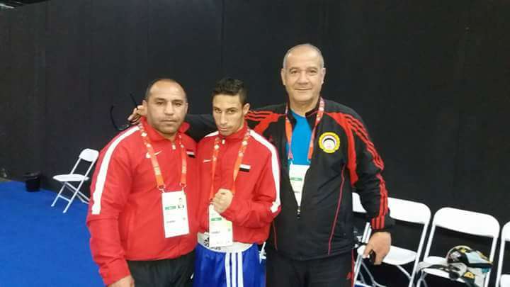 الملاكم السوري حسين المصري