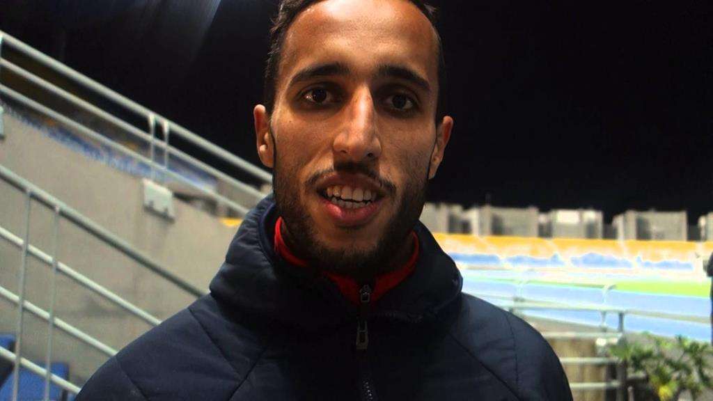 maxre434444444sdefault (copy)