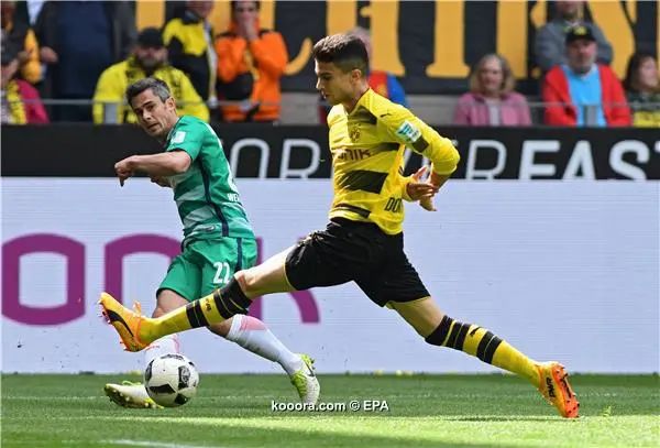 ?i=epa%2fsoccer%2f2017-05%2f2017-05-20%2f2017-05-20-05976427_epa