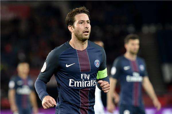 ماكسويل قائدًا لباريس سان جيرمان في أخر مباراة مع الفريق