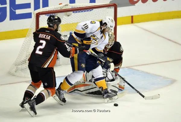 ?i=reuters%2f2017-05-21%2f2017-05-21t022223z_1004821608_nocid_rtrmadp_3_nhl-stanley-cup-playoffs-nashville-predators-at-anaheim-ducks_reuters