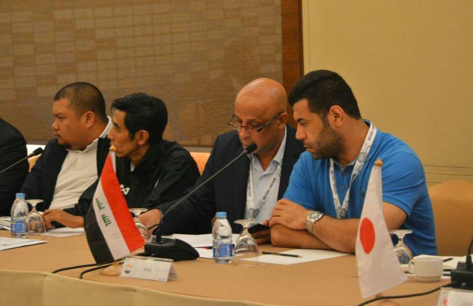 من المؤتمر الصحفي الذي يسبق اللقاء