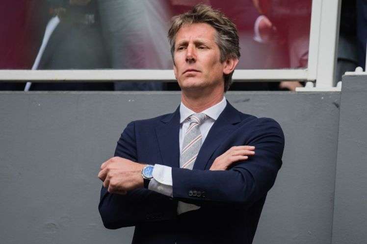 فان دير سار