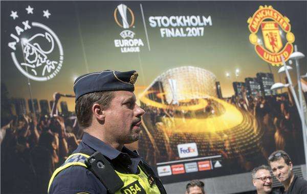 محيط ملعب فريندز أرينا