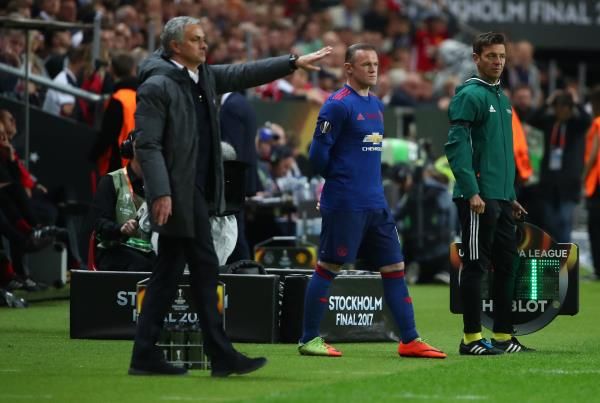 مورينيو وروني