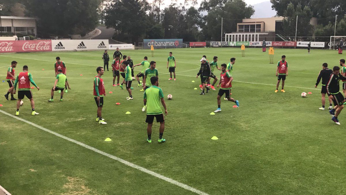 من تدريبات المنتخب المكسيكي