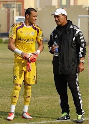 عصام الحضري