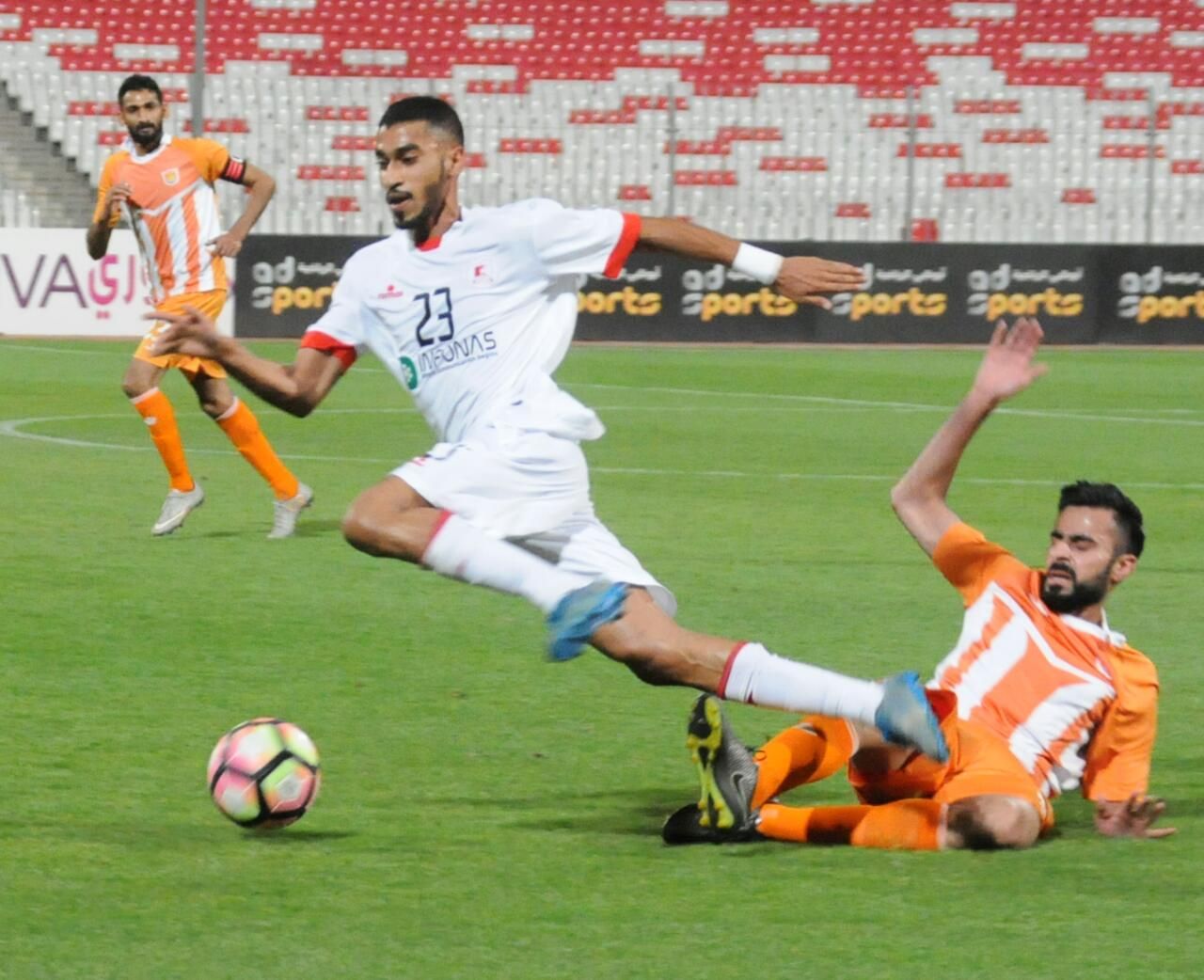 جانب من المنافسات المحلية في البحرين