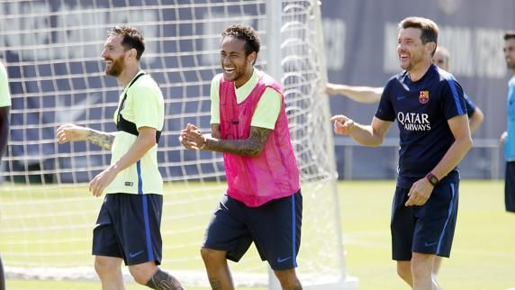 نيمار مع ميسي وإنزو