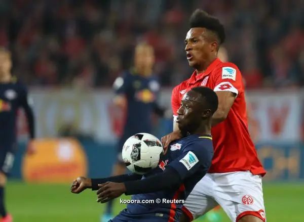 ?i=reuters%2f2017-04-05%2f2017-04-05t181931z_16187723_up1ed451ewi4j_rtrmadp_3_soccer-germany-mai-rbl_reuters