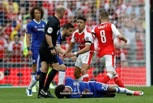 ?i=reuters%2f2017-05-27%2f2017-05-27t182010z_862824719_rc1a52084460_rtrmadp_3_soccer-england-ars-che-final_reuters