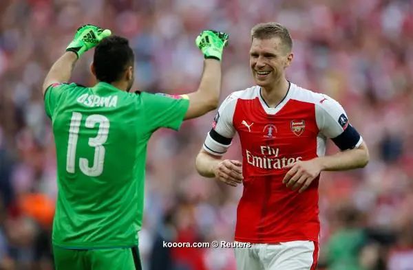 ?i=reuters%2f2017-05-27%2f2017-05-27t183620z_552969307_rc175495e1f0_rtrmadp_3_soccer-england-ars-che-final_reuters