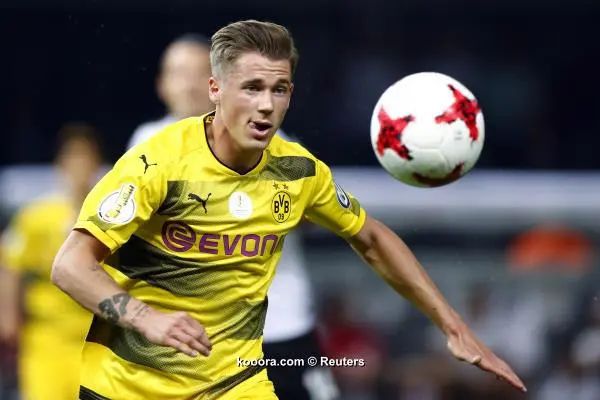 ?i=reuters%2f2017-05-27%2f2017-05-27t195205z_138916325_mt1aci14799396_rtrmadp_3_soccer-germany-cup-final_reuters
