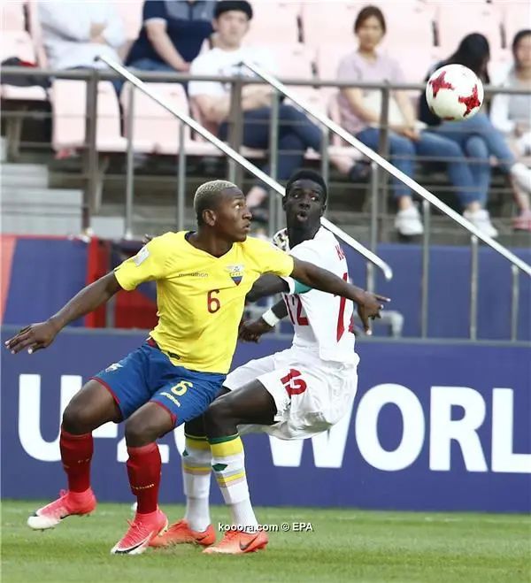 ?i=epa%2fsoccer%2f2017-05%2f2017-05-28%2f2017-05-28-05995066_epa