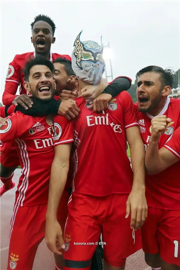 ?i=epa%2fsoccer%2f2017-05%2f2017-05-28%2f2017-05-28-05996093_epa