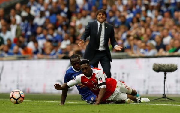 كونتي وموسيس خلال اللقاء