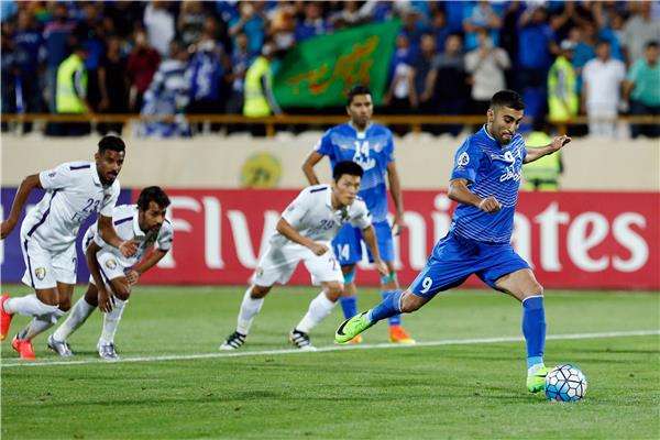 لقطة من مباراة الذهاب