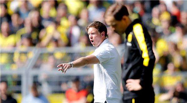 ناجلزمان وتوخيل