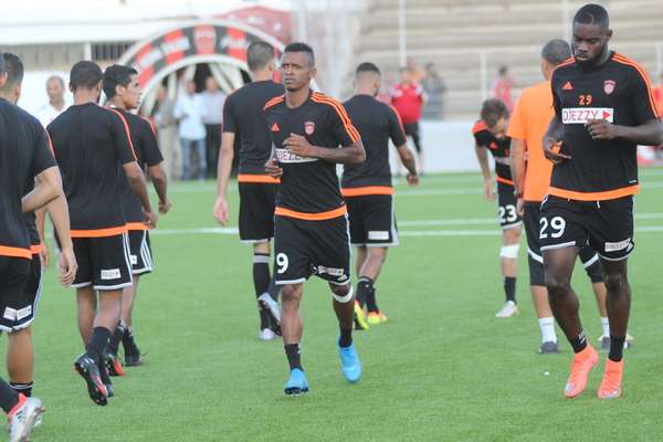 جانب من تدريبات اتحاد الجزائر