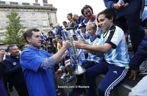 ?i=reuters%2f2017-05-30%2f2017-05-30t181924z_139169964_mt1aci14800346_rtrmadp_3_soccer-englandhuddersfield-parade_reuters