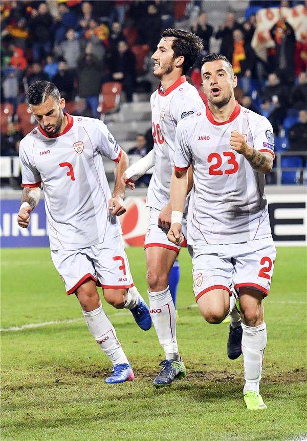 لاعبو منتخب مقدونيا