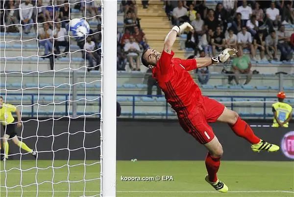 ?i=epa%2fsoccer%2f2017-05%2f2017-05-31%2f2017-05-31-06002303_epa