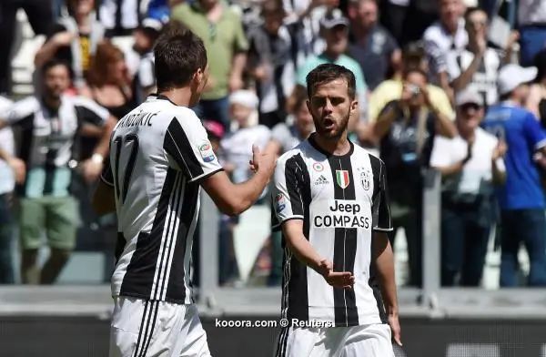 ?i=reuters%2f2017-05-21%2f2017-05-21t132123z_1626616830_rc1b32adb730_rtrmadp_3_soccer-italy-juv-crt_reuters