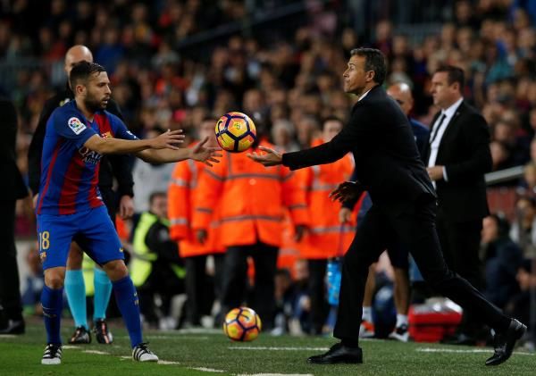 2016-11-19t175925z_1250967252_s1aeunttkfaa_rtrmadp_3_soccer-spain_reuters