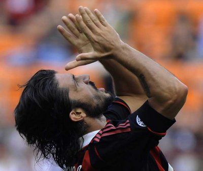 جاتوزو يرفض محاولات غالياني بإقناعه بالبقاء في الميلان