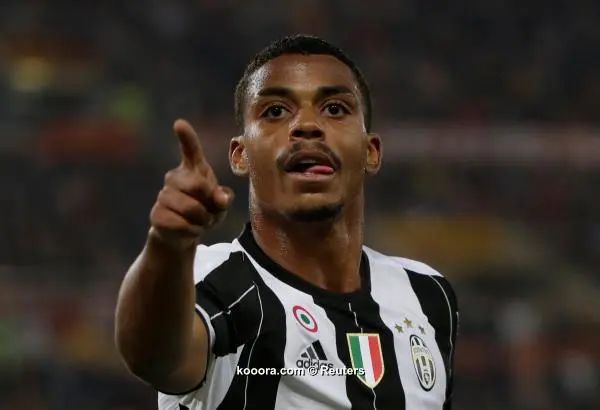 ?i=reuters%2f2017-05-14%2f2017-05-14t202616z_1730074680_rc1485162120_rtrmadp_3_soccer-italy-rom-juv_reuters