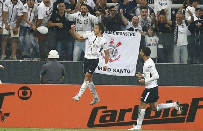 فرحة لاعبو كورينثيانز