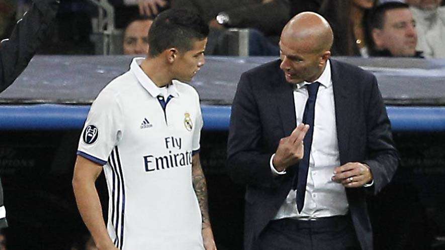 خاميس مع زيدان