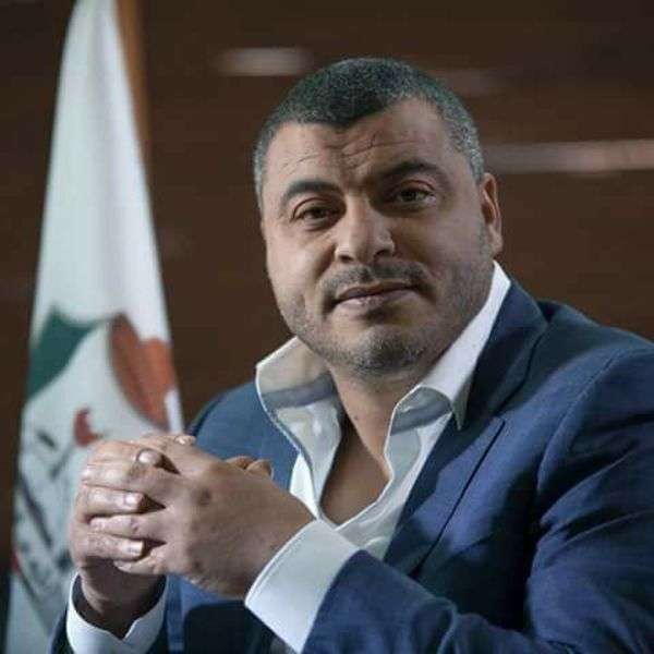 يوسف الصقور