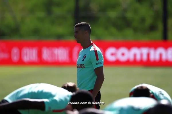 ?i=reuters%2f2017-06-07%2f2017-06-07t103052z_194849420_rc1f1e58eb80_rtrmadp_3_soccer-worldcup-por-training_reuters
