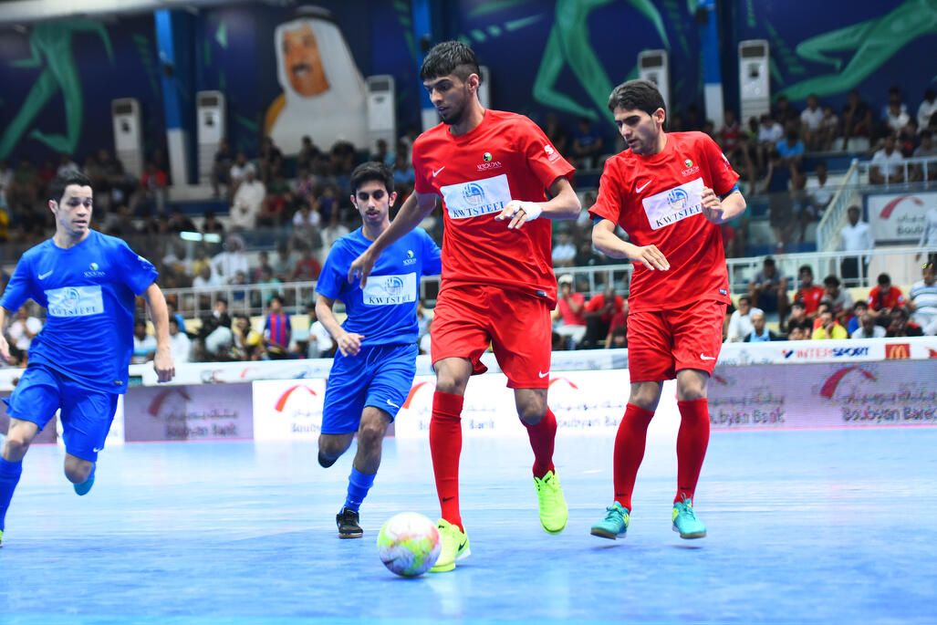 جانب من إحدى مباريات هشام فولاذ في البطولة