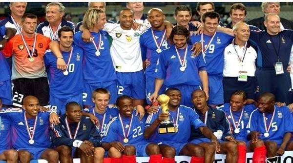 منتخب فرنسا بطل نسخة 2003
