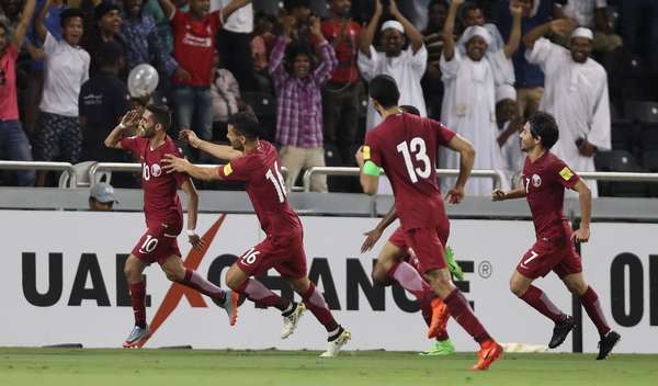 لاعبو منتخب قطر