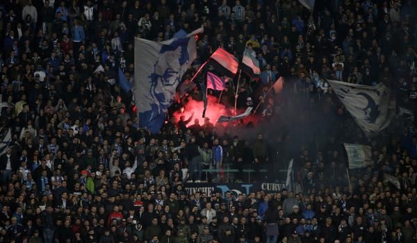 جماهير نابولي