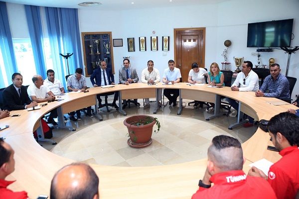 من اجتماع اليوم