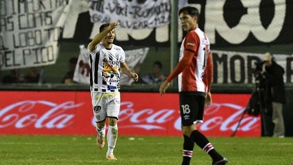 جانب من لقاء الكأس