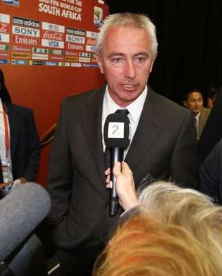 بيرت فان مارفيك المدير الفني للمنتخب الهولندي