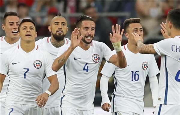 تشيلي المرشح الأبرز للقب