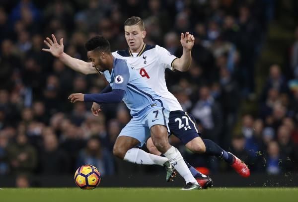2017-01-21t174600z_128022360_mt1aci14733354_rtrmadp_3_soccer-england-mci-tot_reuters