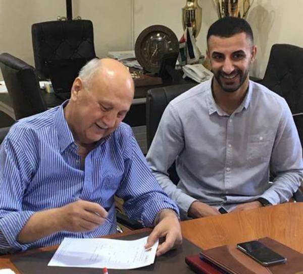 جانب من توقيع عقد الجعافرة