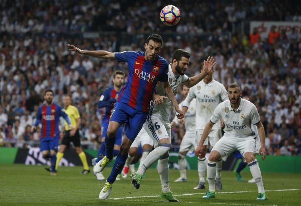 جانب من مباراة الكلاسيكو بين ريال مدريد وبرشلونة