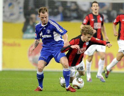 2009-12-06-00000101956880